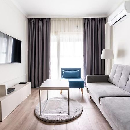 Chic & Luxury Apartment By Mennica Residence Varşova Dış mekan fotoğraf