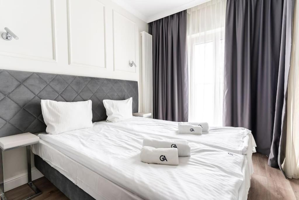Chic & Luxury Apartment By Mennica Residence Varşova Dış mekan fotoğraf