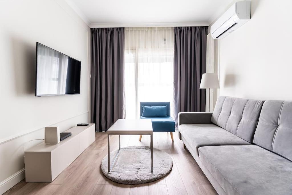 Chic & Luxury Apartment By Mennica Residence Varşova Dış mekan fotoğraf